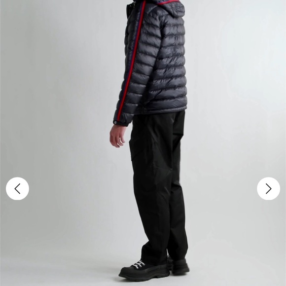 MONCLER
Quilted Shell Down Jacket. Size:4 XL - Picture 7 of 9